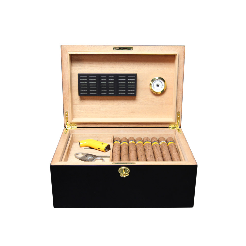 Piano Lacquer 100 Counts Large Cedar Wood Cigarette Humidor