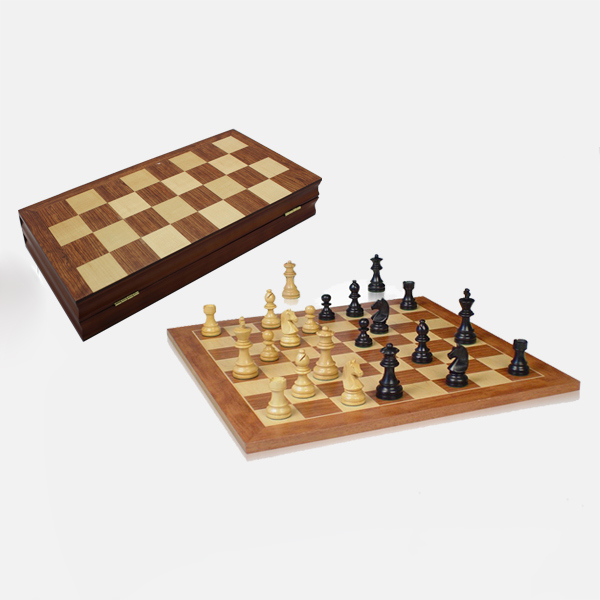 Hot Sell In Amazon 15 Inch Folding Wooden Chess Set International Chess Game Chess Board Game
