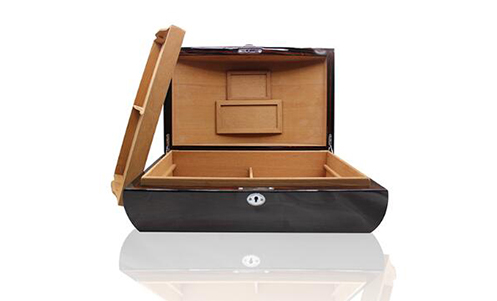 What Should a Cigar Humidor Be Set At?