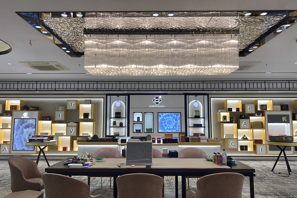 Christmas Gift Box Customization: The Joy of Receiving Beautifully Wrapped Gifts