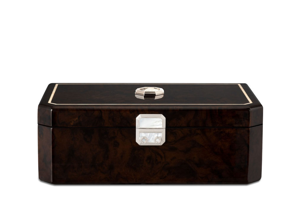 Wooden vs Paper Cigar Boxes: Why Choose Wooden